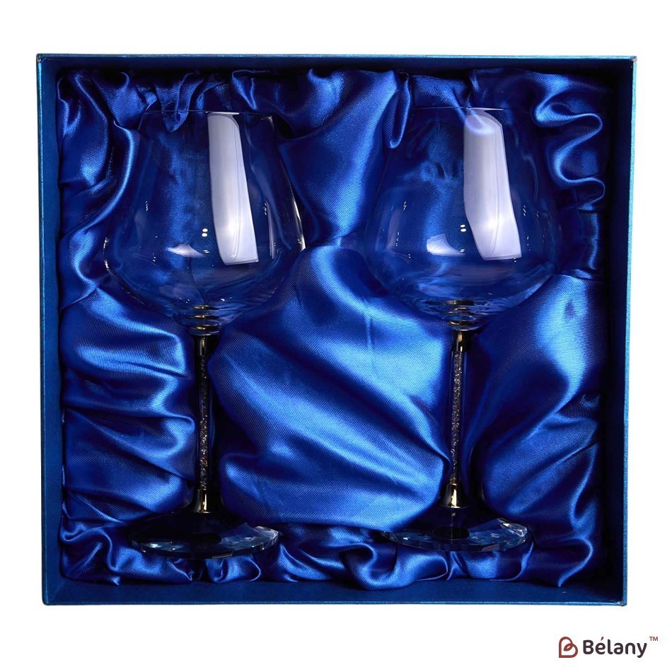 Set pahare cadou, in cutie albastra si geanta, pe stofa albastra 21 cm