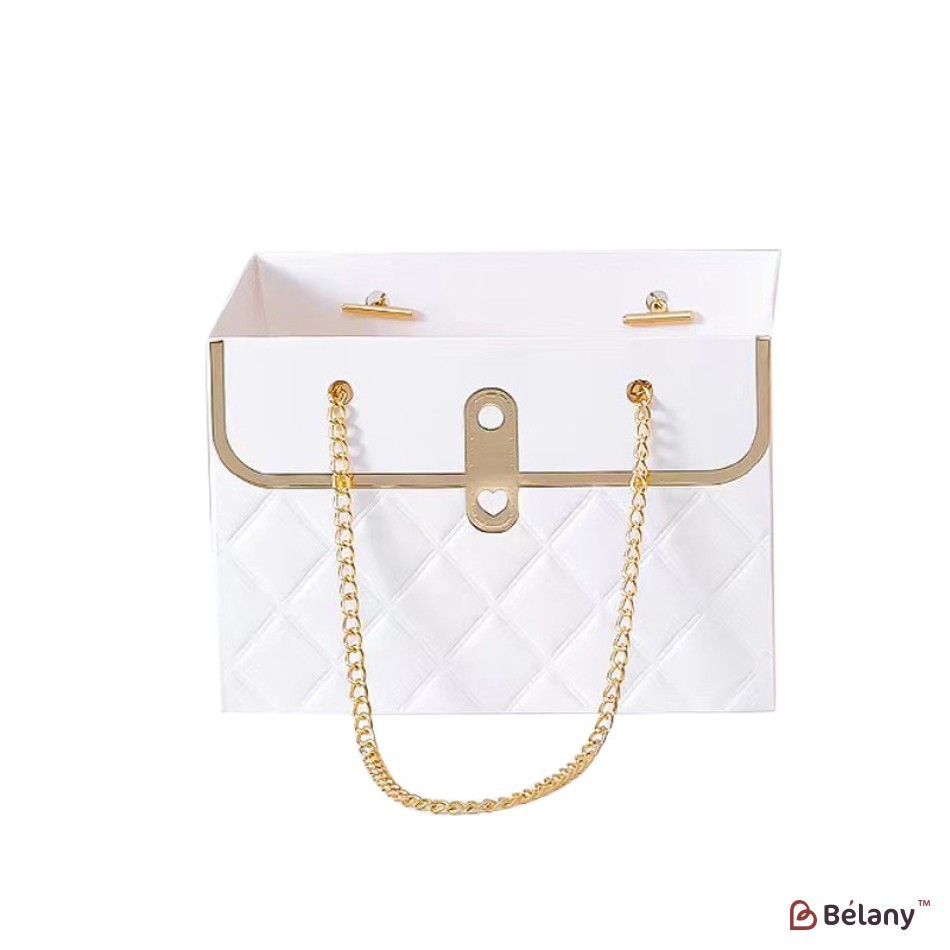 Set 4 genti albe, pe lant placat cu aur 18x15x12