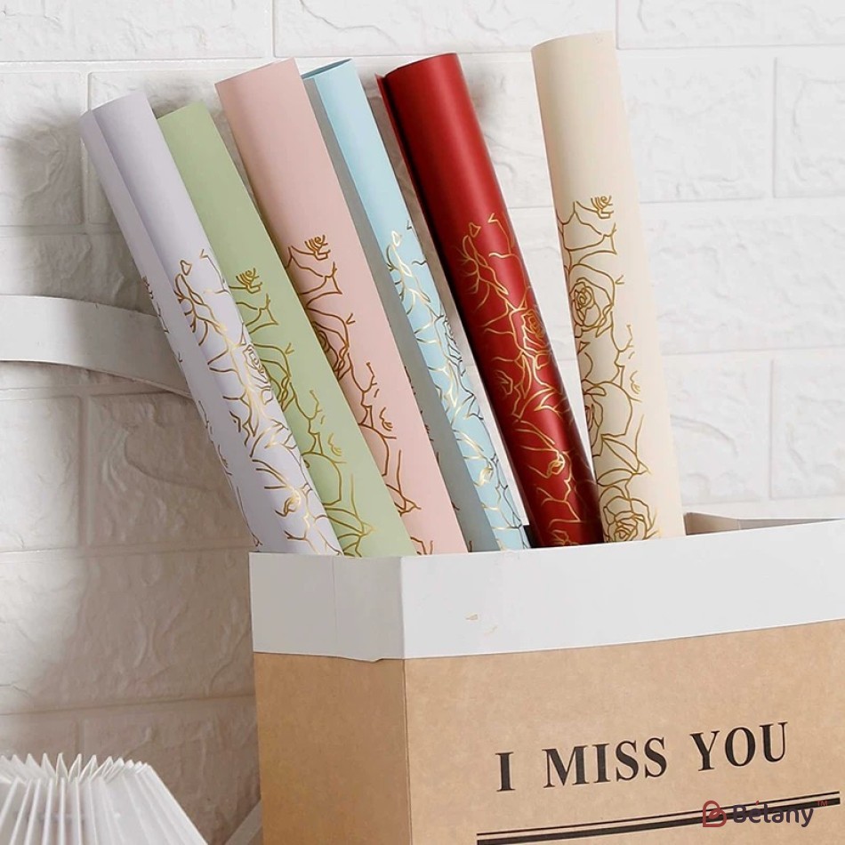 Celofan rosu "Love is Love" #02 | 3