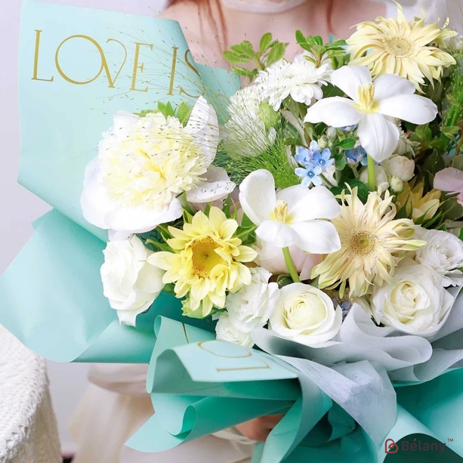 Celofan rosu "Love is Love" #02 | 5