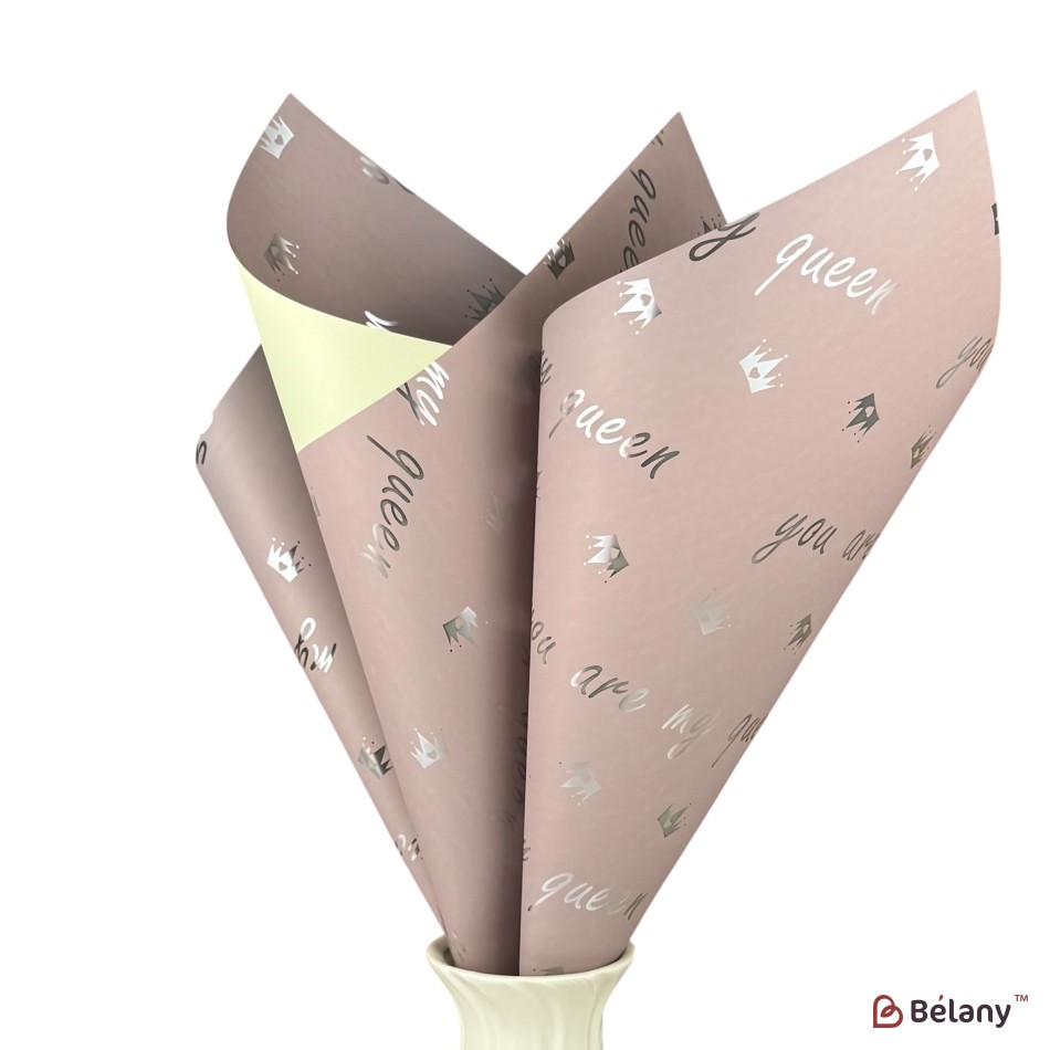 Celofan pe două fețe bej-lime cu inscripție "Are my queen"