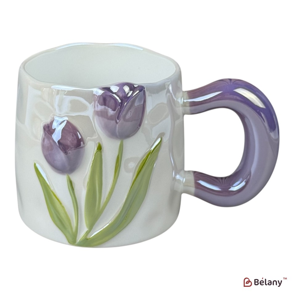 Colecția „Lalele 3D” – Căni din ceramică cu flori în relief și mâner colorat, 480 ml | 4