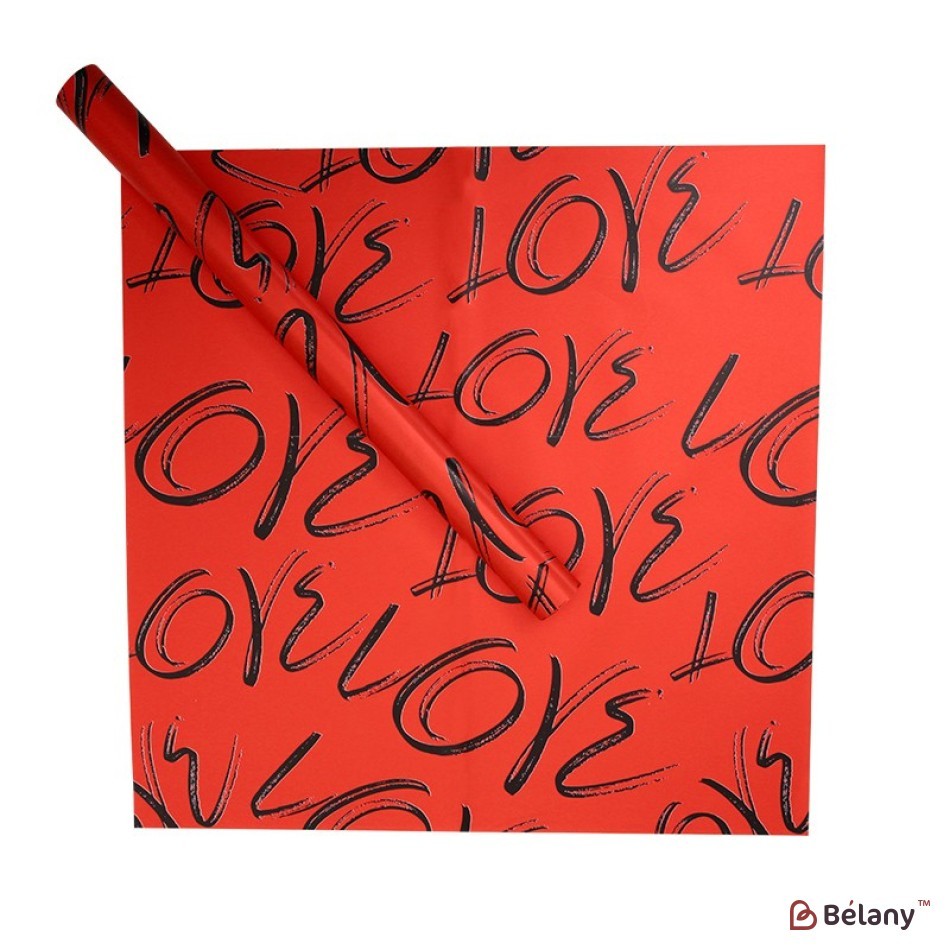 Celofan roșu cu inscripția neagră „Love” 58x58 cm #012