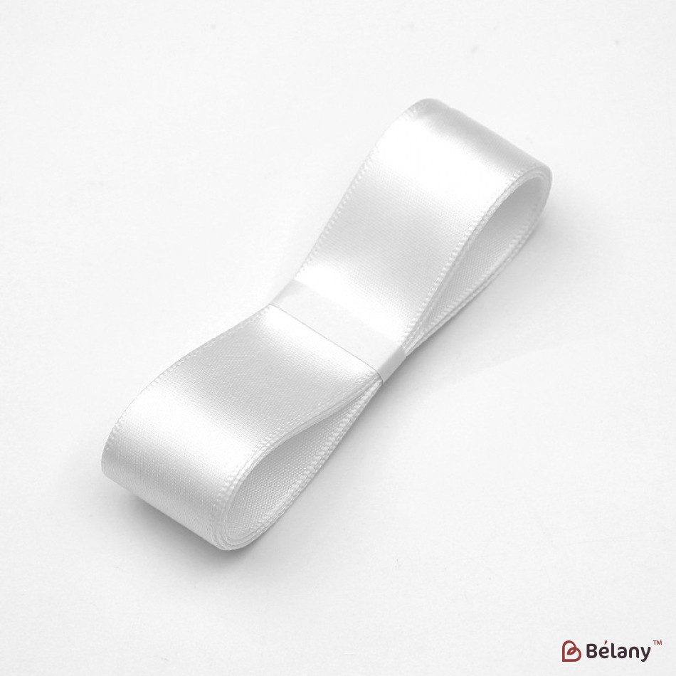 Panglică din poliester, albă, 2,5 cm / 32 m #111