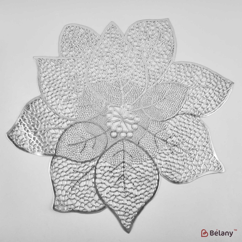Set 6 suporturi farfurie, PVC, izolante si antiderapante, argint, "Like a lotus"
