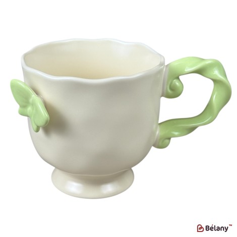 Cană din ceramică „Fluture” crem cu verde, 430 ml