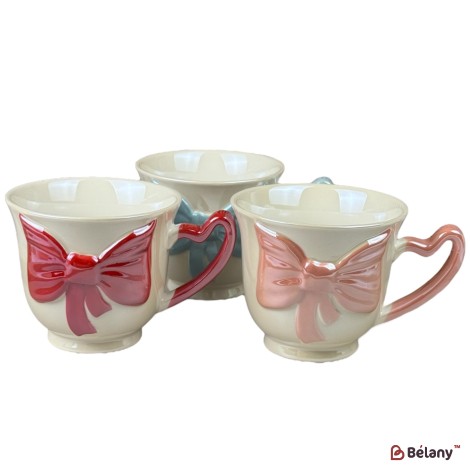 Set 3 căni din ceramică „Fundă 3D”, 480 ml, mix 3 culori