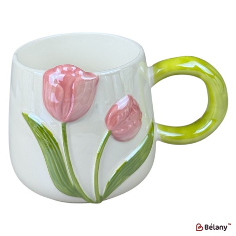 Cană din ceramică „Lalea 3D” albă cu lalele roz și mâner verde, 430 ml