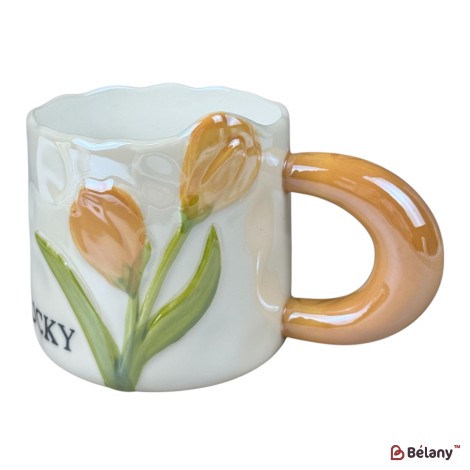 Cană din ceramică „Lucky Tulip” albă cu lalele portocalii și mâner portocaliu, 380 ml