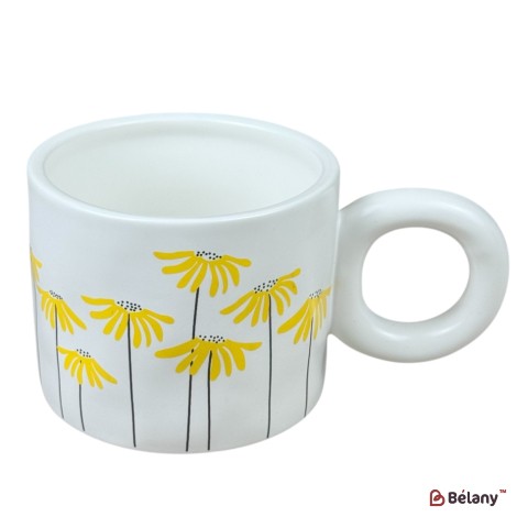 Cană din ceramică „Bloom Art” albă cu flori galbene și mâner rotund, 420 ml