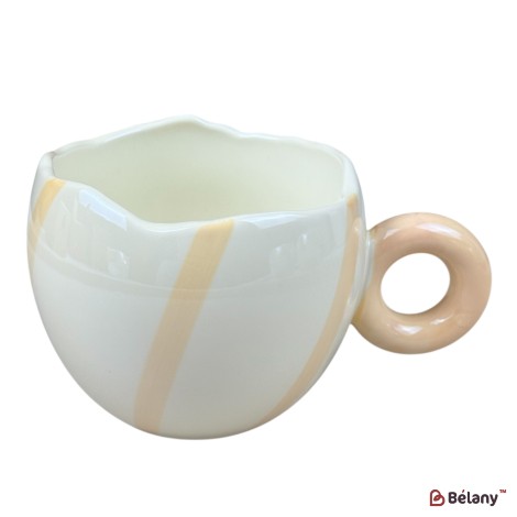 Cană din ceramică „Pastel Stripe” albă cu dungă galbenă și mâner galben, 360 ml
