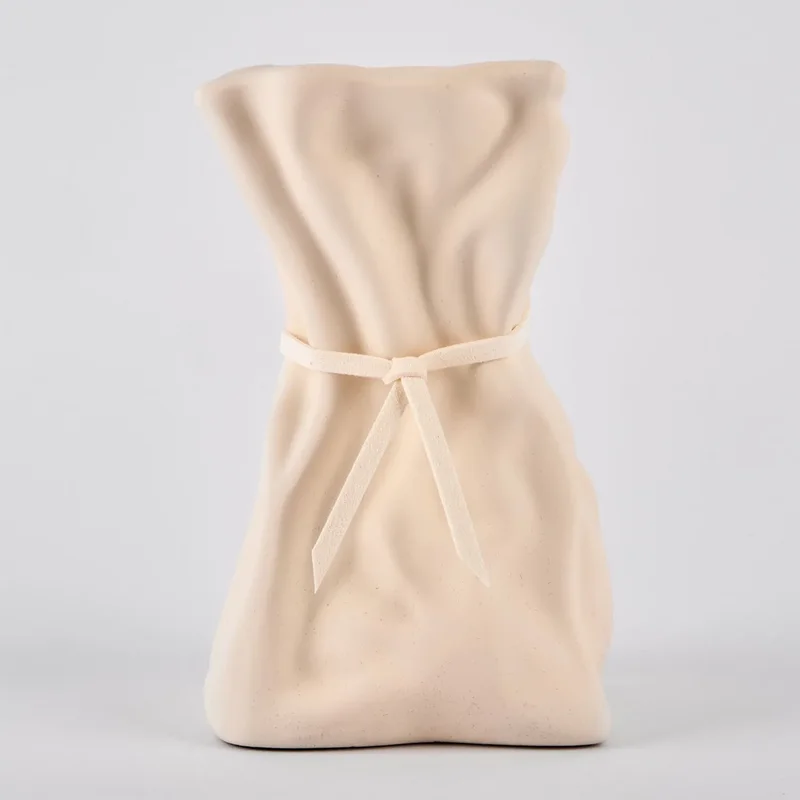 Vaza ceramica "Crestat" piersica 16x10