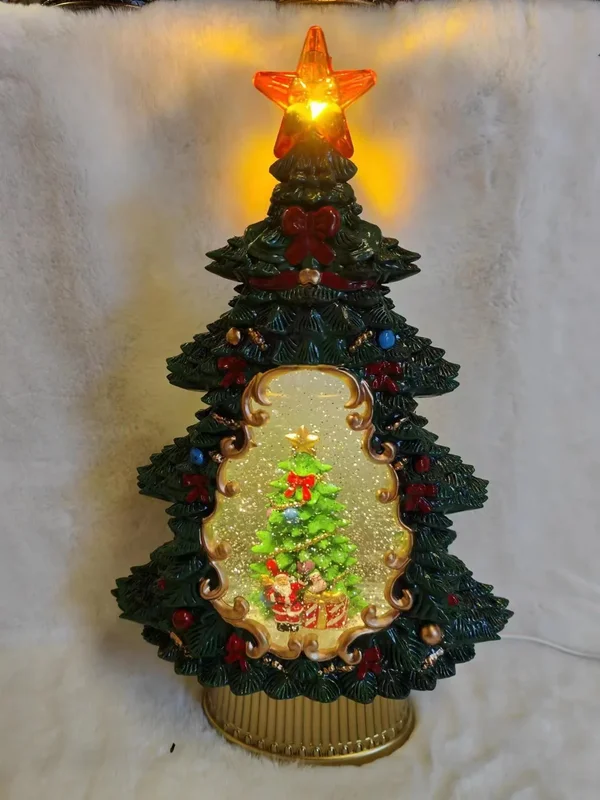 Interaktywna figurka "Choinka #3" z opadami śniegu