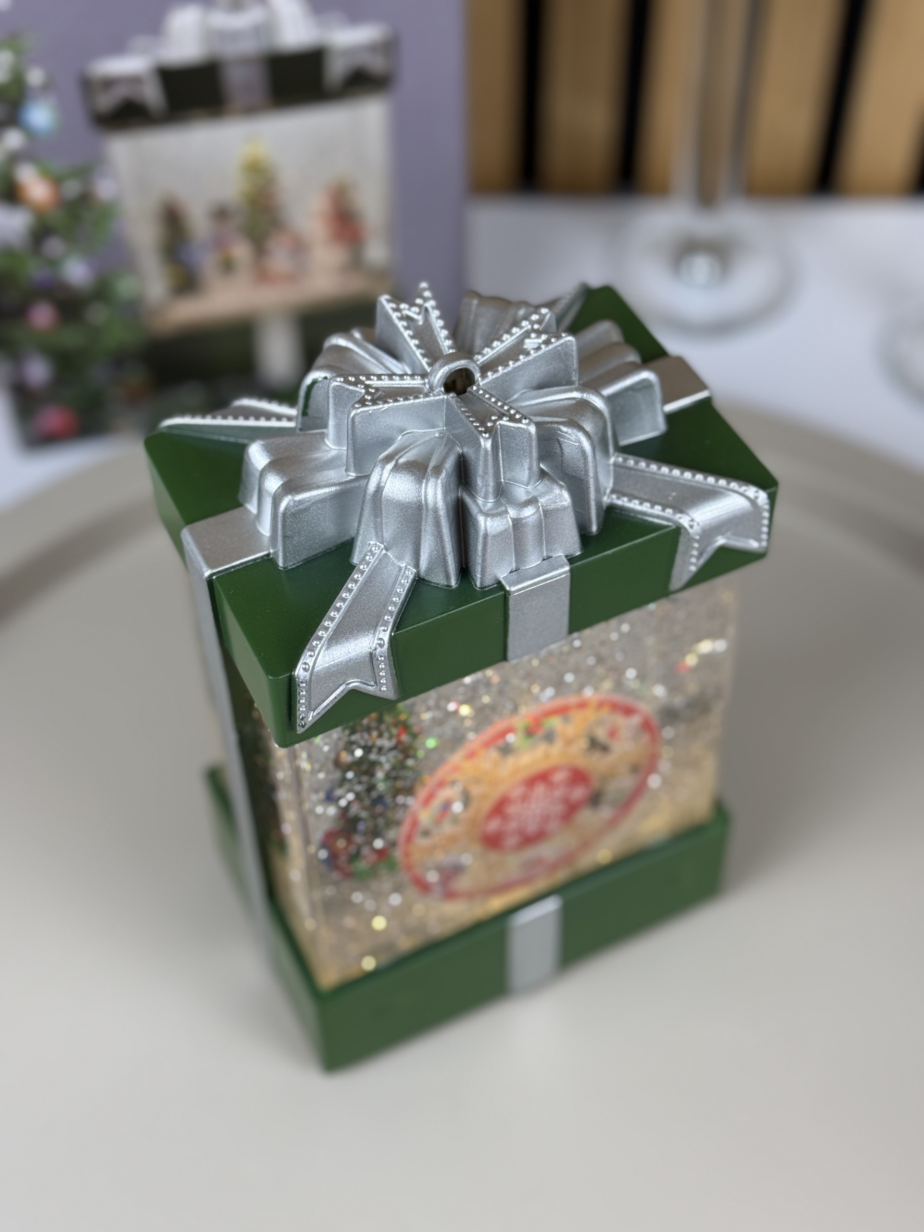 Ajándék interaktív figura photo 3