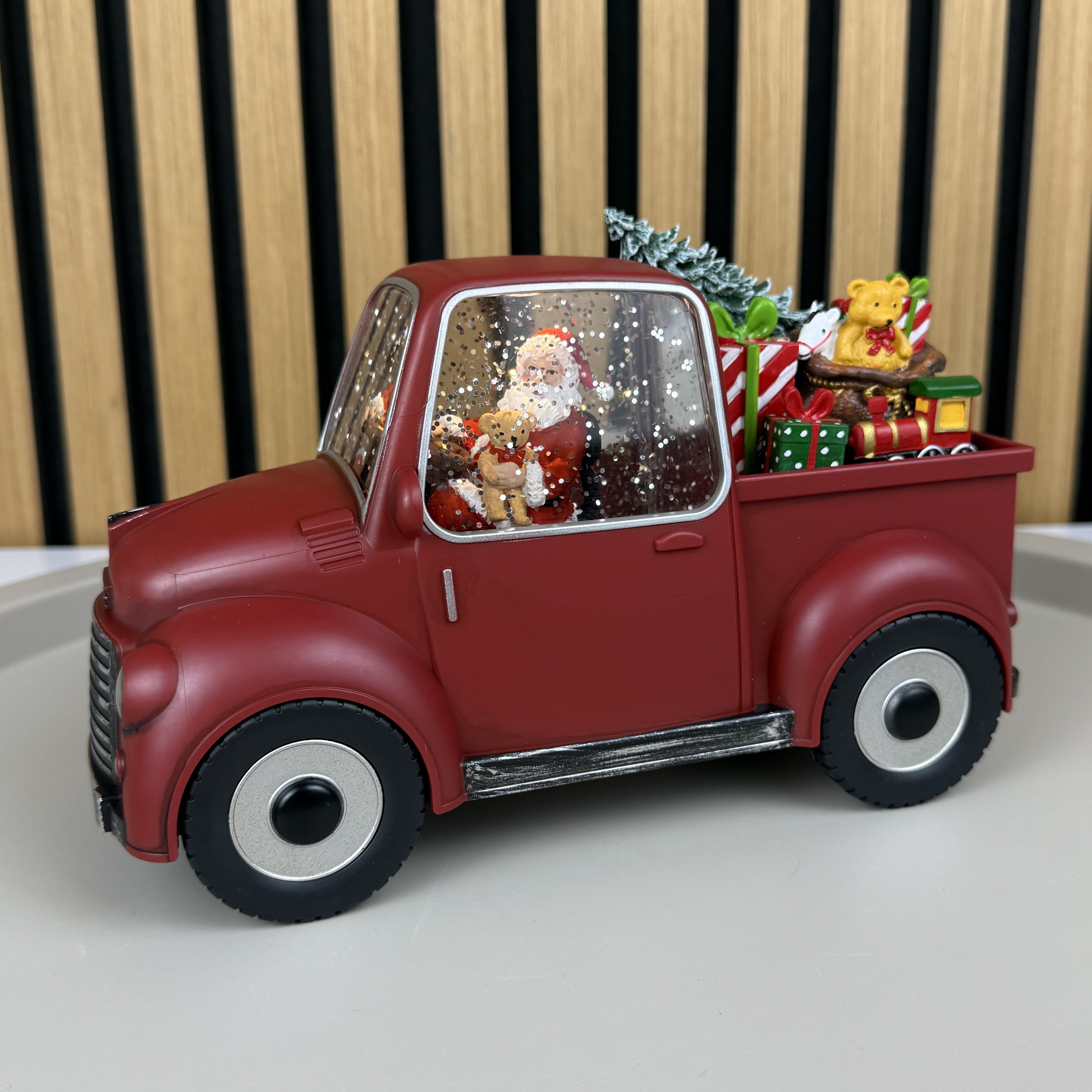 Interaktywna figurka "Świecący samochód", muzyka, światło, USB, 3 baterie AA photo 3