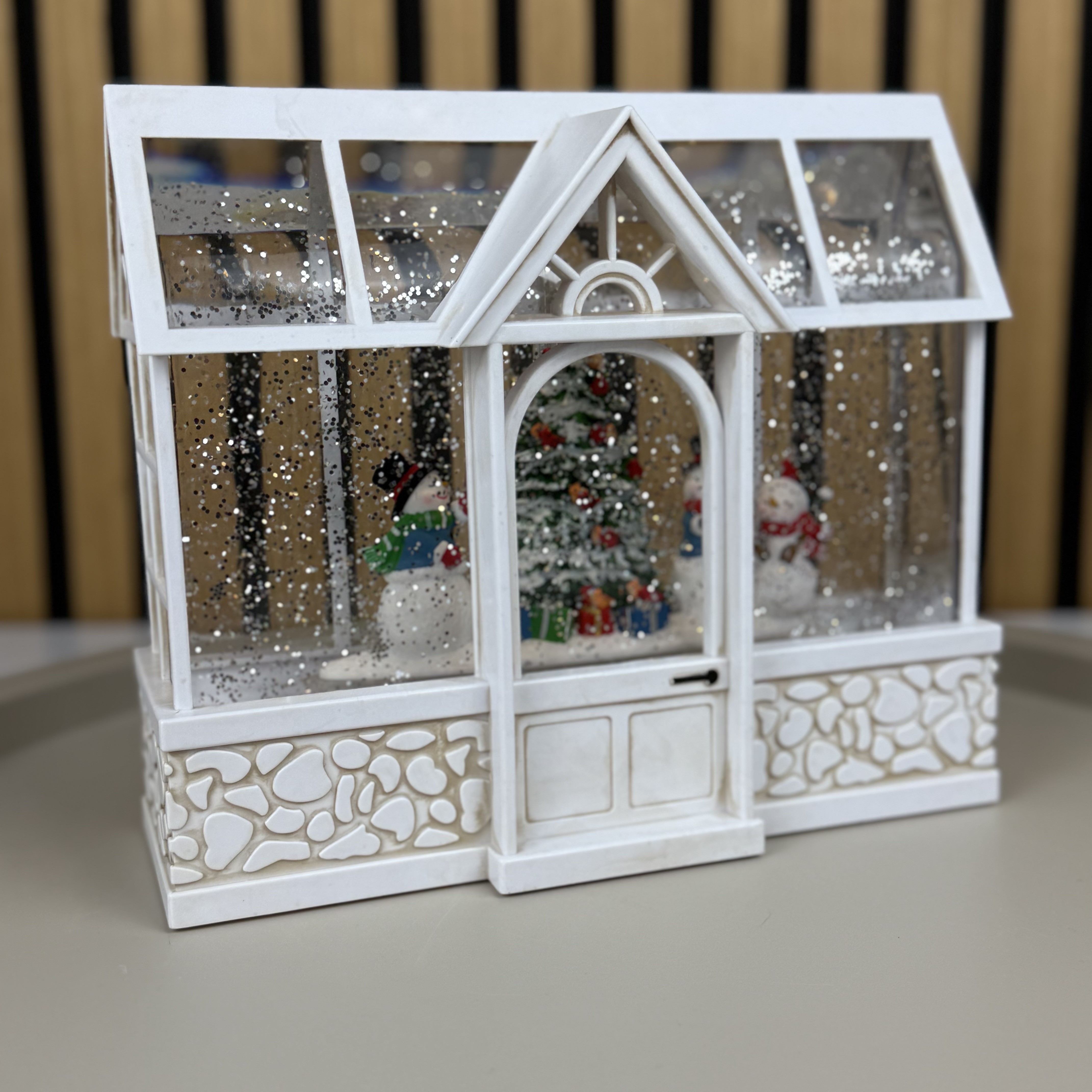 Interaktywna figurka "Magiczny dom" w kolorze szarym photo 3