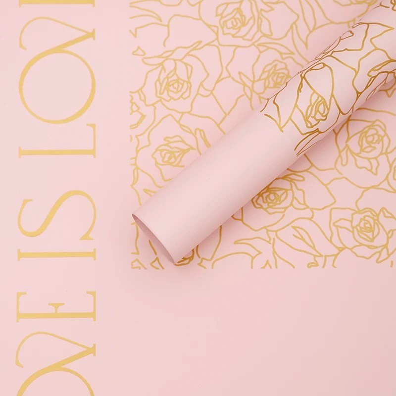 Celofan roz "Love is Love" #04