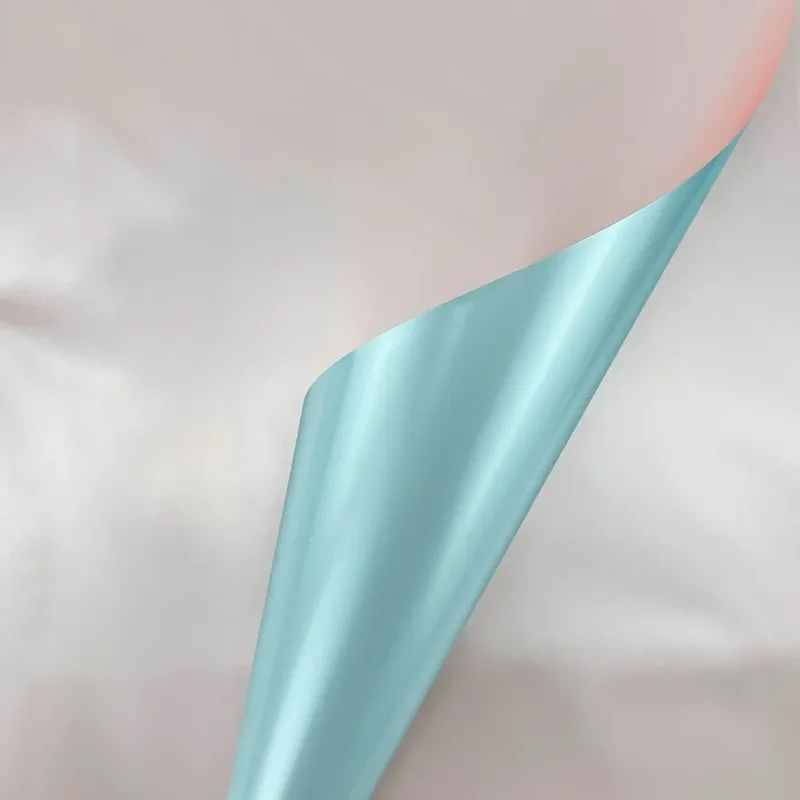 Celofan bicolor albastru pudra cu sidef "Dublu"