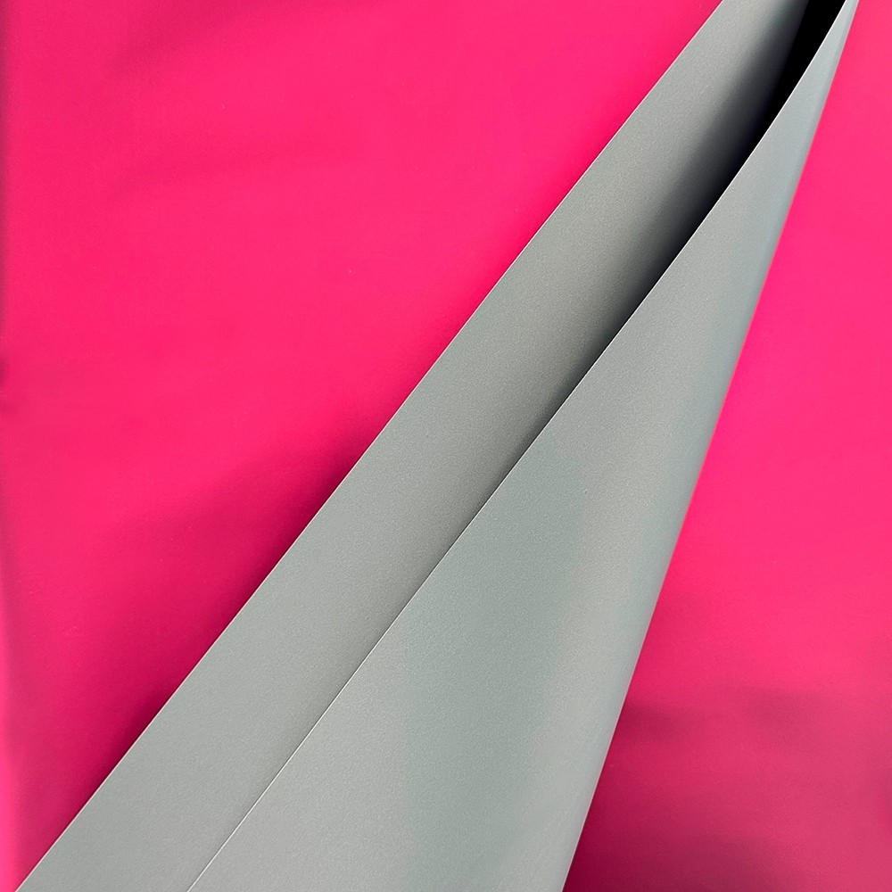 Metallic effect double cellophane gray-crimson with metallic effect photo 2