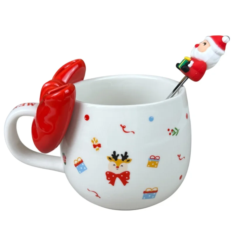 Cană de Crăciun „Funny Xmas” alb cu mâner roșu și Ren cu fundiță, 420 ml