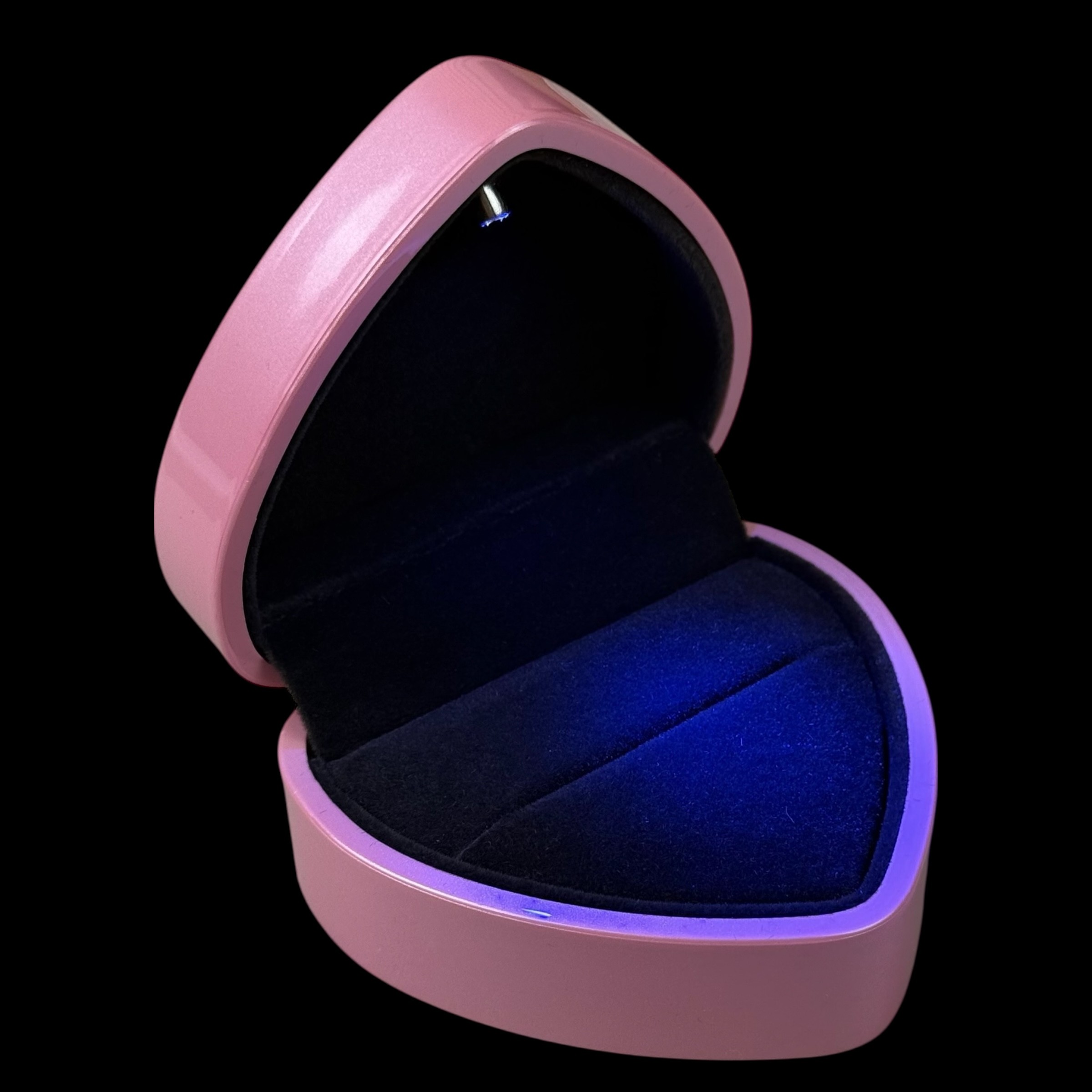 Bright pink jewelry box photo 3