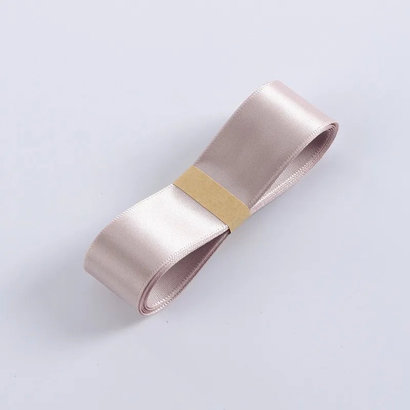 Panglică din poliester, maro, 2,5 cm / 32 m #163