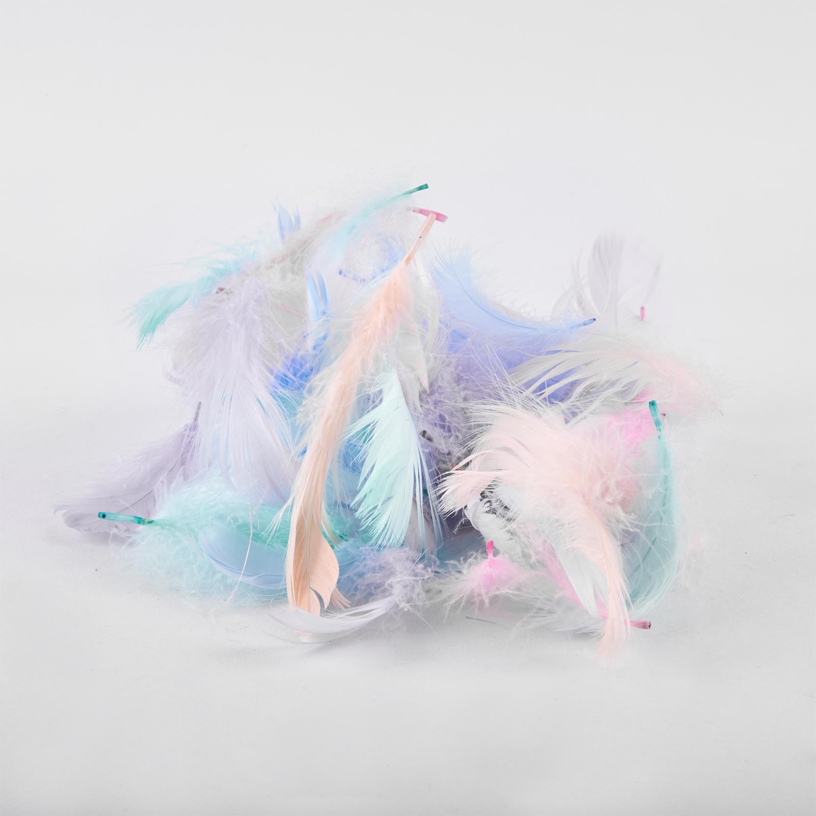 Pachet pene multicolore, 50 bucati, 5-7 cm